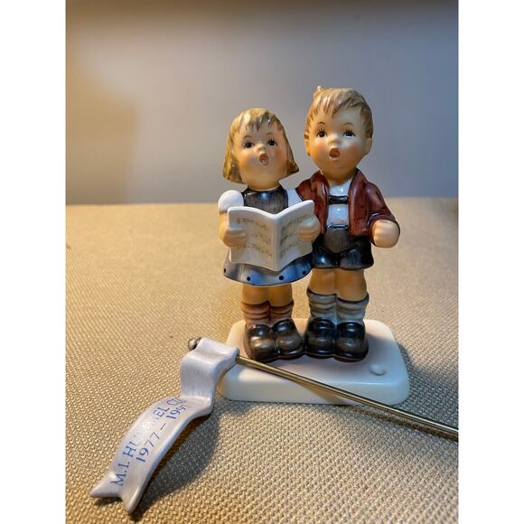 Goebel Hummel Figurine, 5 7/8” Tall, “Celebrate With Song", 790, TMK-7 in Box - Picture 7 of 8